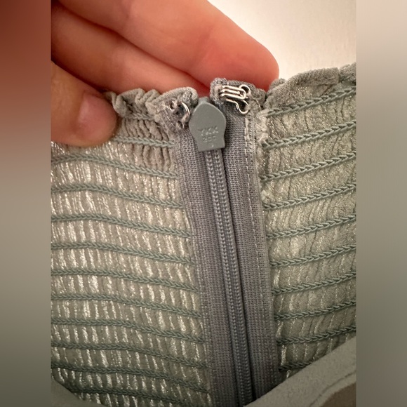 NWOT- Reformation Ingrid Dress in Celadon size 12 - Picture 12 of 15